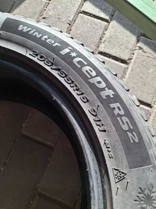 4 Anvelope de iarnă  205 55 r16 Hankook