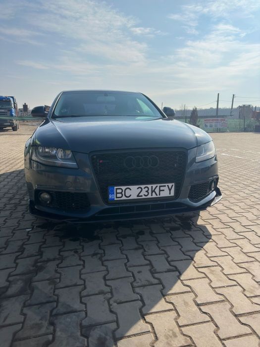 Emblema Audi pentru grila rs tip fagure