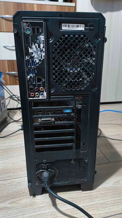 Бюджетен гейминг компютър