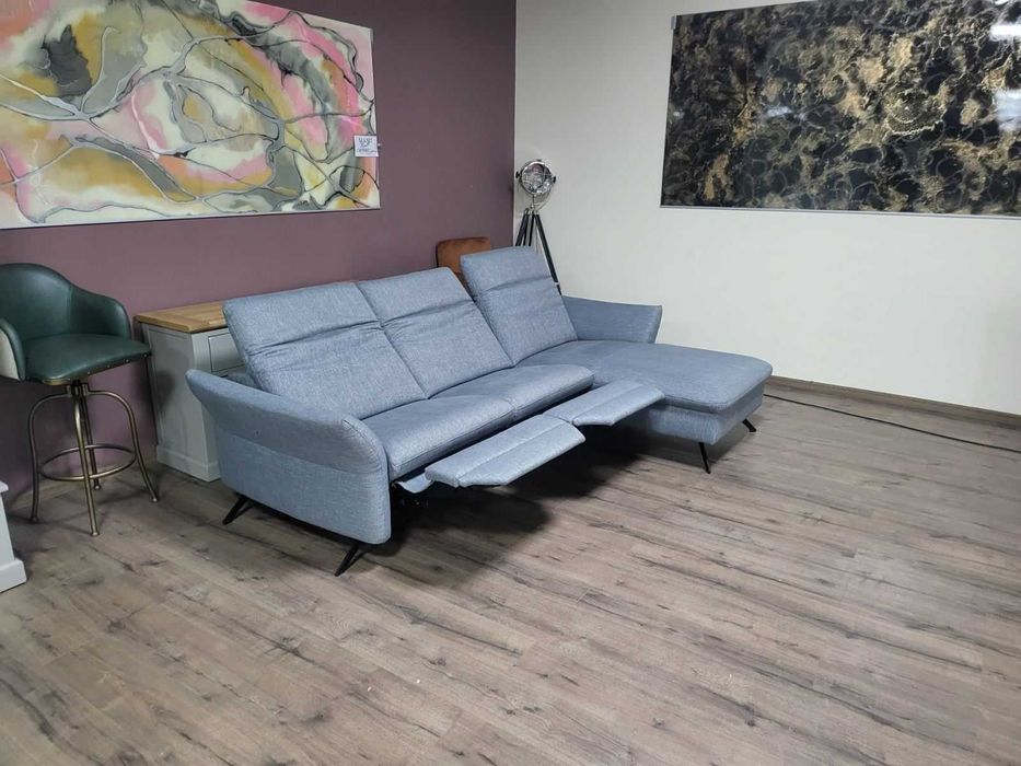 Сив ъглов диван от плат "HUKLA Interliving" с ел. релакс механизъм