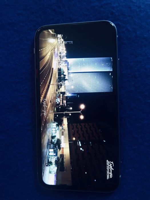 iPhone 11 на 128gb акб 84%