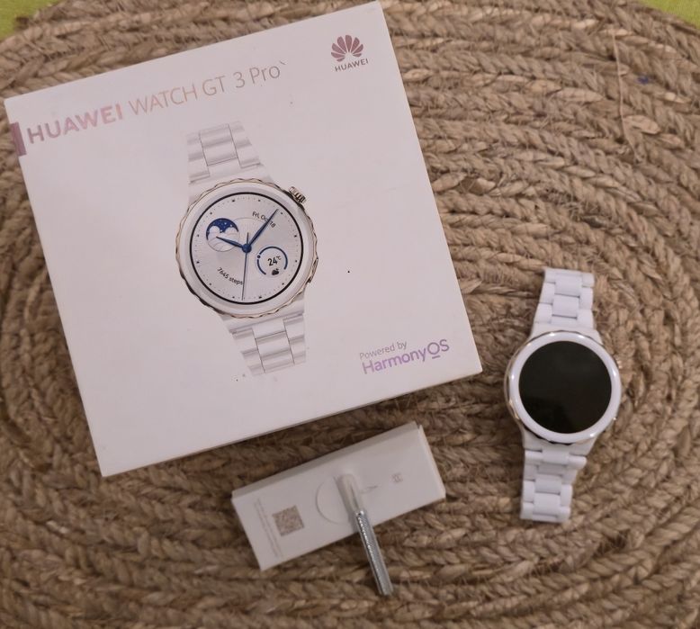 Huawei watch gt 3 pro ceramic