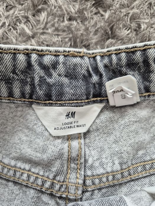 H&M  grey shorts