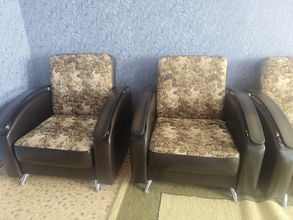 Диван и 2 кресла