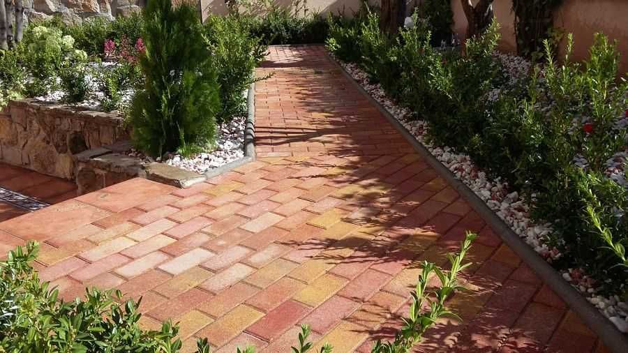 Кофраж, бетон, зидария