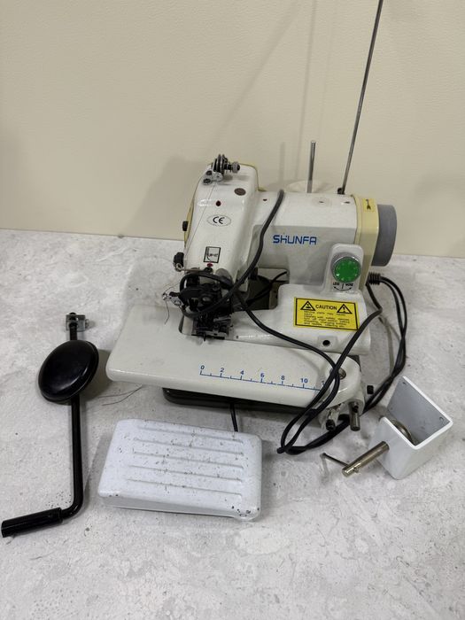 Продам подшивочную машинку