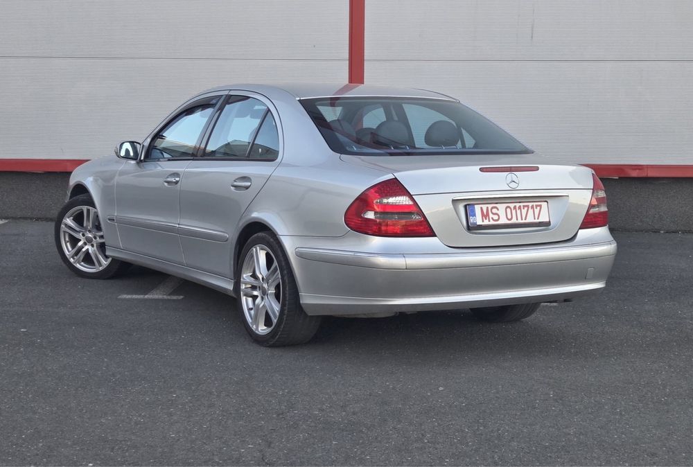 Mercedes E 200 Kompresor, 1,8 Benzina 163 Cp, Xenon,Imp. Germania