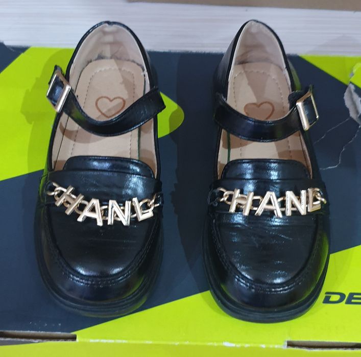 Лоферы для девочки 26 размер