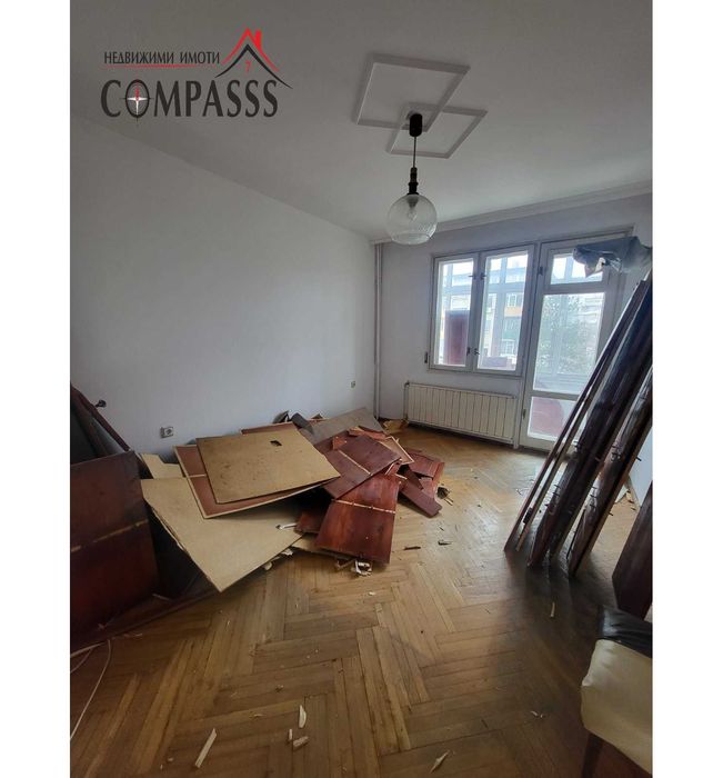 гр. Добрич, ЦЕНТЪР- училище Славейков, 3-ен апартамент 122000евро!