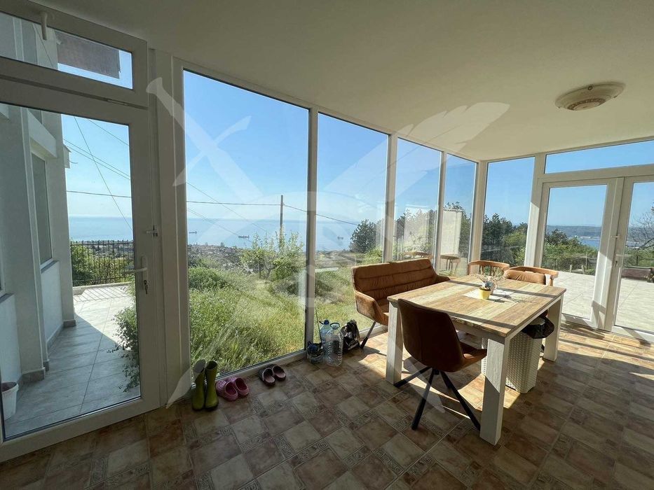 Продава се Къща в Варна, м-т Акчелар - 150 кв.м за 3000 €/кв.м - Снимка #2