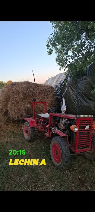 Vând tractoraș 4x4
