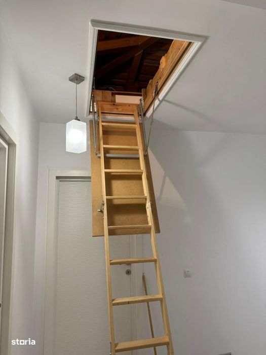 Vand Duplex Floresti - Teilor, 4 dormitoare, 250 mp teren