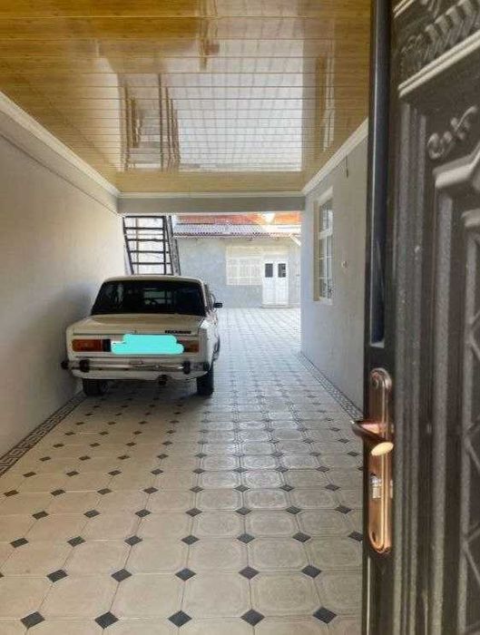 10 хонали 4 сотокдан иборат ховли сотилади