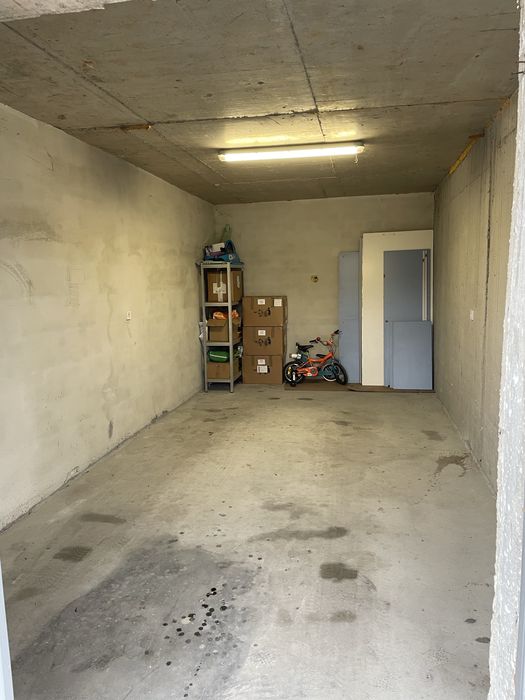 Дава се под наем Гараж / Паркомясто в Пловдив, Тракия - 21 кв.м за 139.23 € - Снимка #1