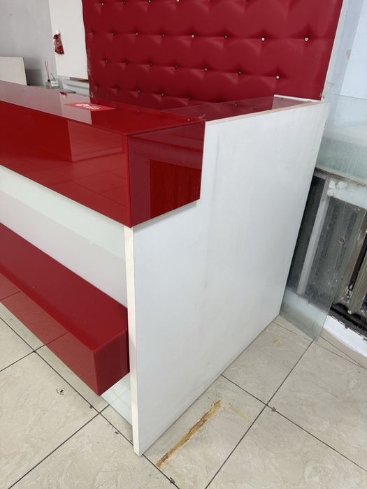 Продам Стол ресепшн