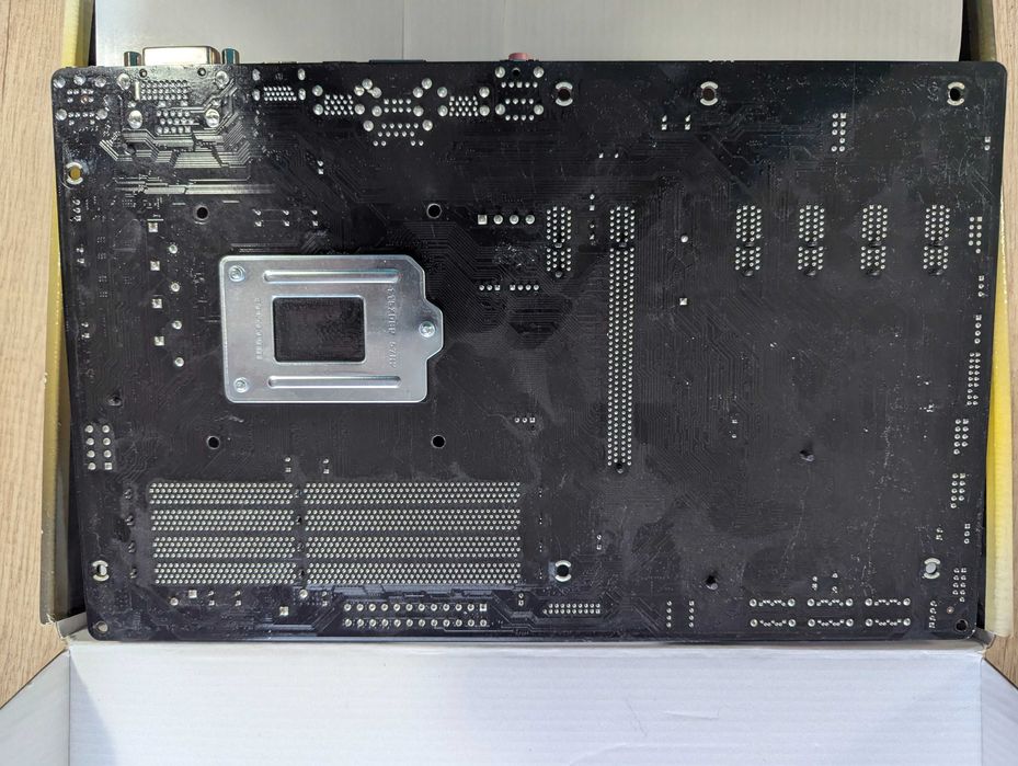 Placa de baza ASRock H97 Annyversary DDR3 LGA 1150 _ DEFECTA