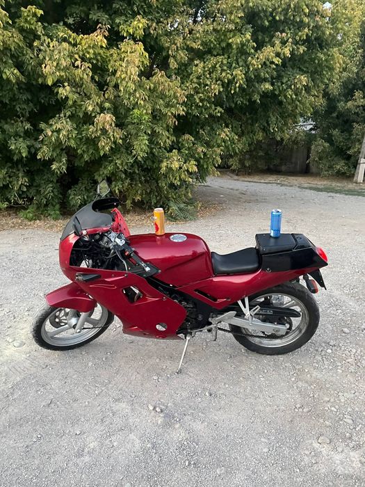 На продаже Ямаха 250
