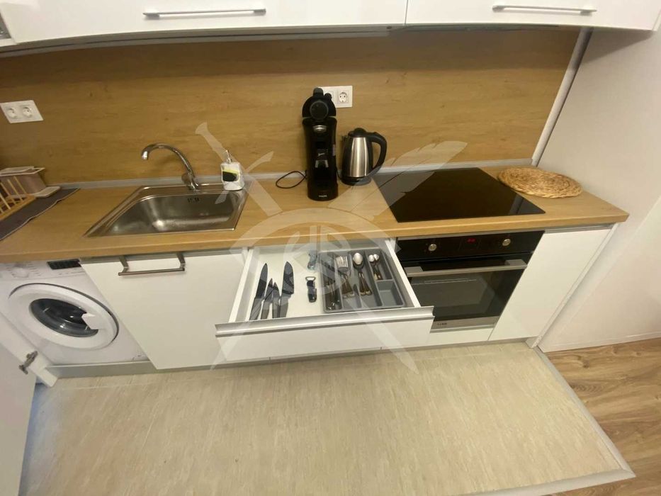 Дава се под наем Едностаен апартамент в София, Център - 52 кв.м за 718.08 € - Снимка #3