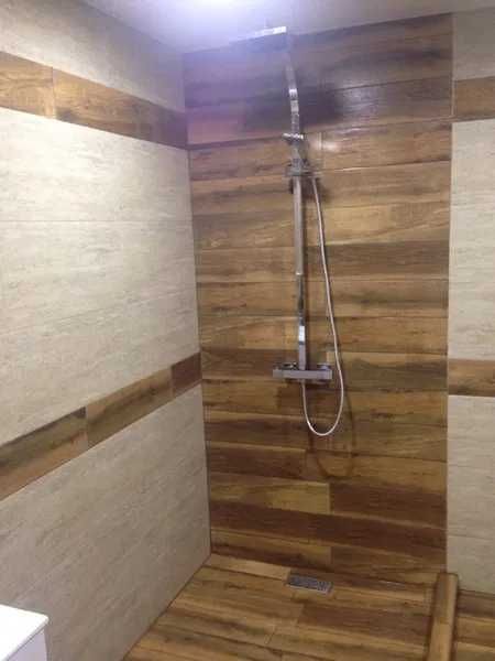 Дава се под наем Тристаен апартамент в Бургас, Център - 98 кв.м за 250 € - Снимка #4