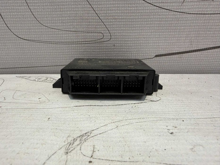 Modul asistență parcare / Unitate parcare (Parkhilfe 4K) Audi A4 B8 8K0919475H 2010 / [2008-2015] / (5C3)