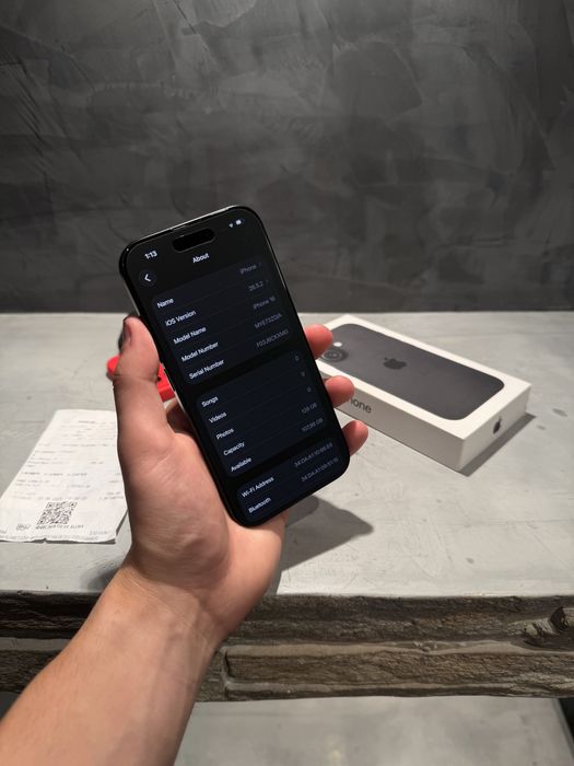 КАТО ЧИСТО НОВ Iphone 16, 100% батерия Black
