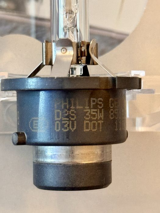 Ксенонови Крушки. D2S Филипс