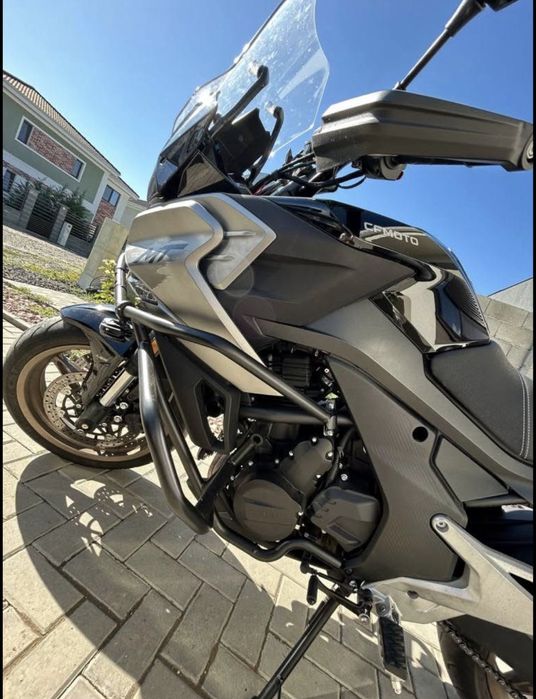 CF Moto 700MT cu ABS