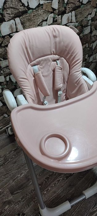 Стол за хранене Cangaroo