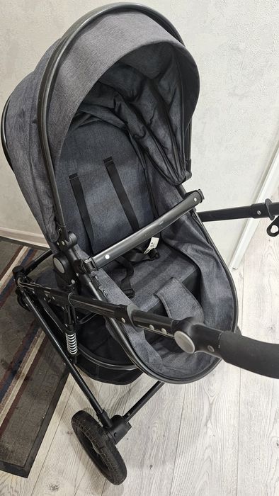 Продам коляску для прогулки