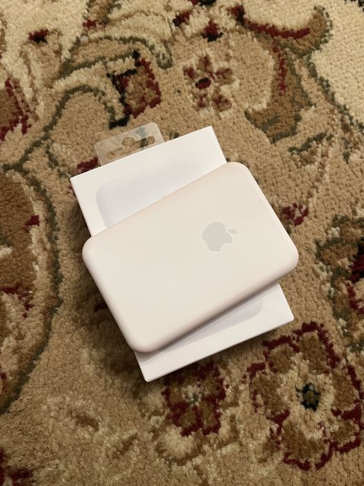 Apple Повер банк