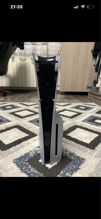 Consola PlayStation5 (PS5) Slim Disc Edition + 3 jocuri + Controler