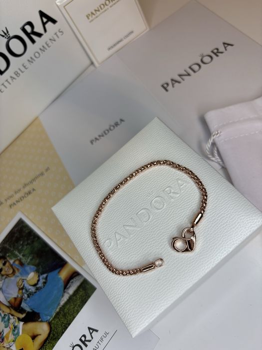 Нова гривна Pandora