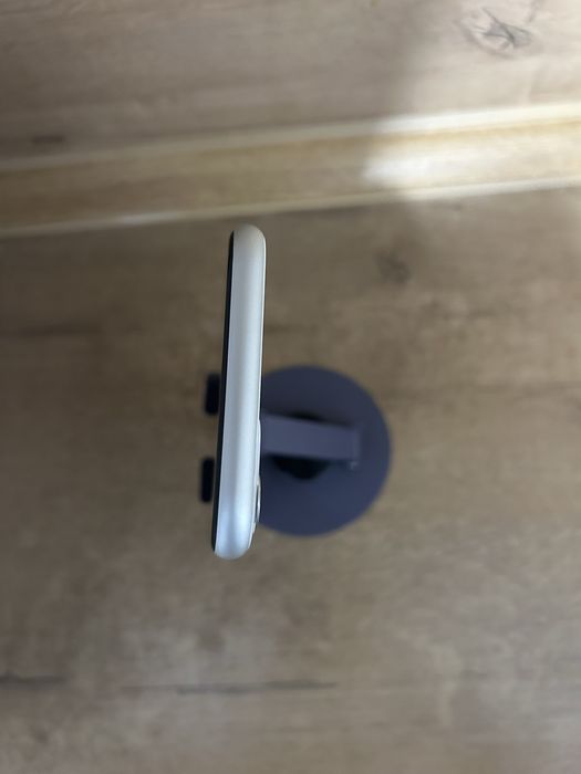 Продам Iphone 11