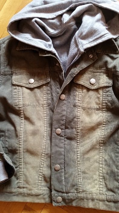 ЯКЕ ДВЕ в ЕДНО - Юношеско - пролетно-есенно.