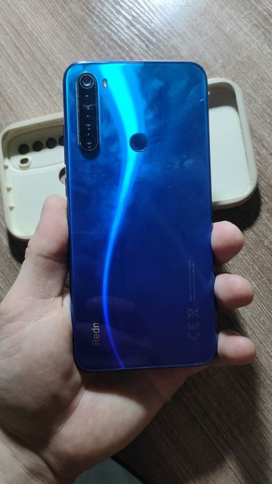 Продам телефон Redmi note 8