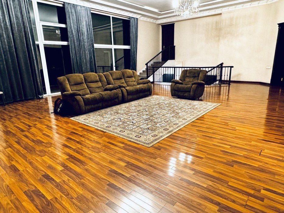 Тикланиш, Юнусабад! Продаётся Евродом 12 соток 11 комнат