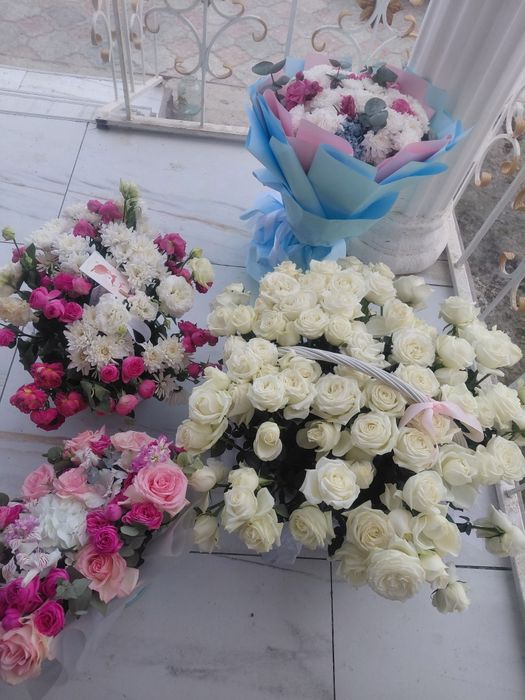 Цветы разные цены разные