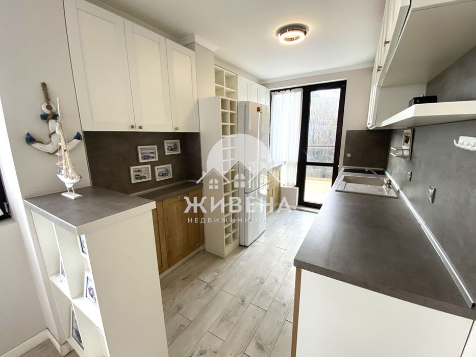 Просторен 4-стаен мезонет под наем, м-т Кабакум, морска панорама, пар