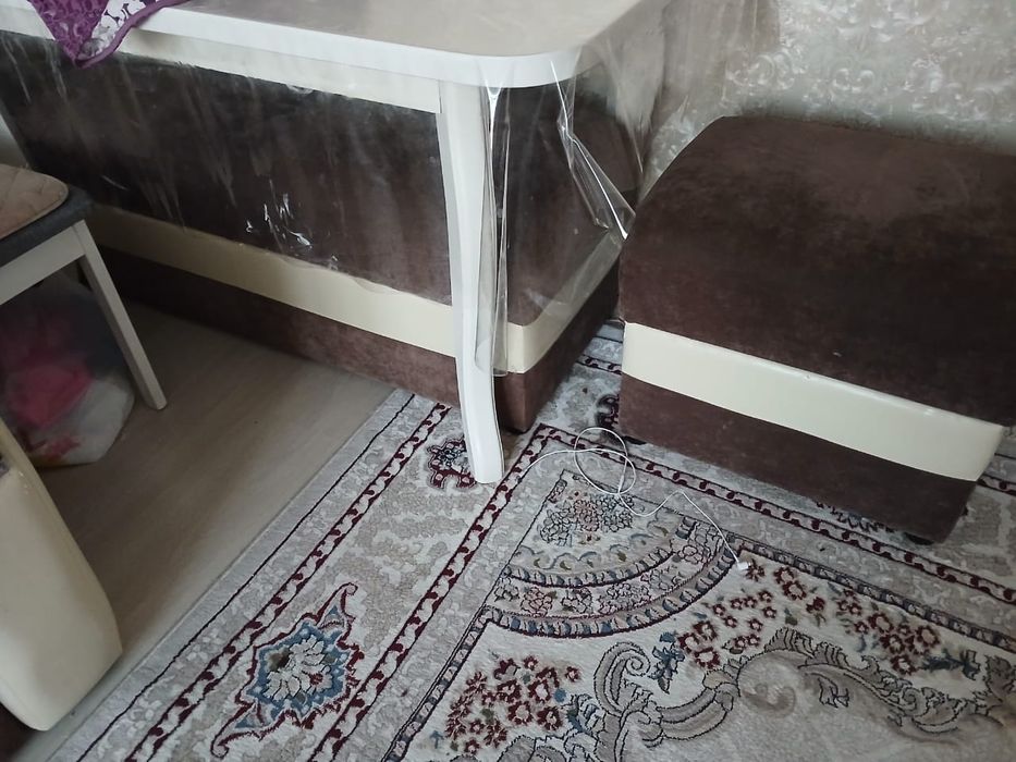 Мягкий уголок диваны