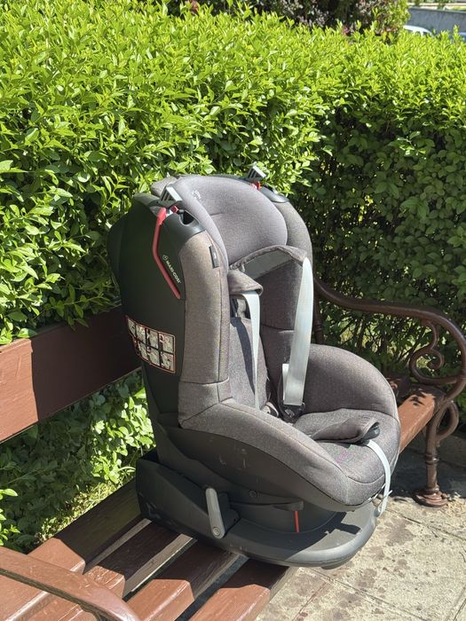 Maxi-Cosi Стол за кола 9-18кг Tobi