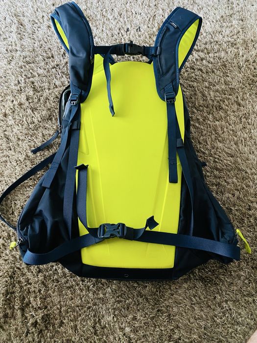 Rucsac Thule 20L plusrezervor apa 3 L