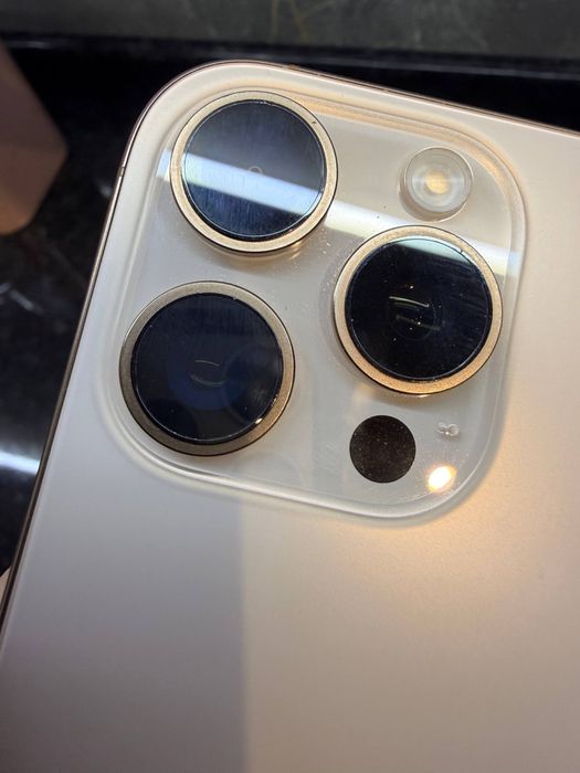 iPhone 16 Pro Max 256 Гб 92 емкость обмен на 15 про и доплата