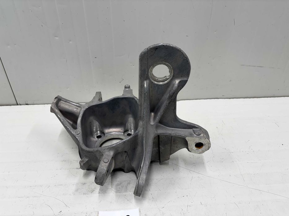 Заден десен шенкел БМВ 5 Ф11 BMW F11