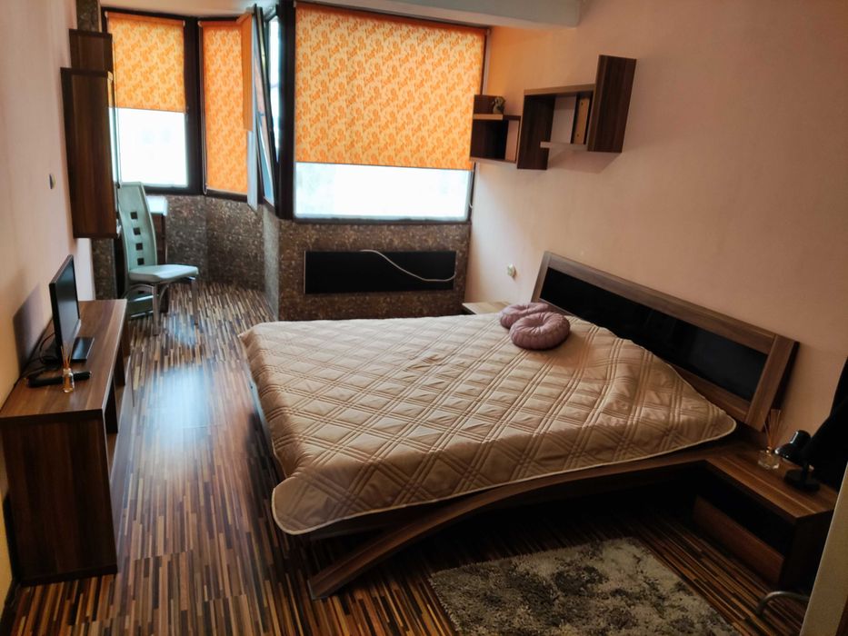 Собственик отдава под наем Двустаен апартамент в кв.Левски 1