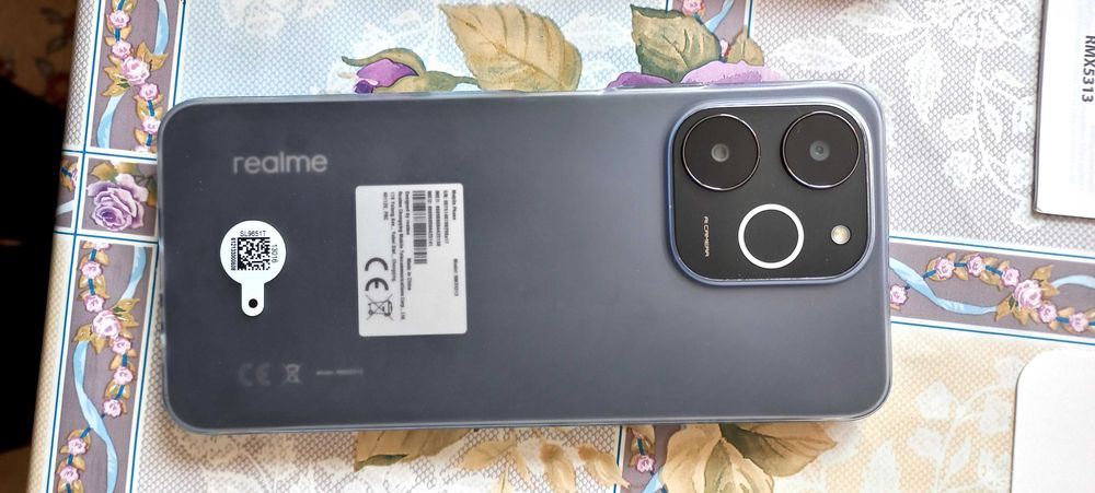 Realme Note 70T чисто нов