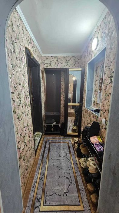 Продам  2х ком в 4 мкр за 16 млн