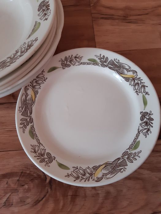 Тарелки разные продам