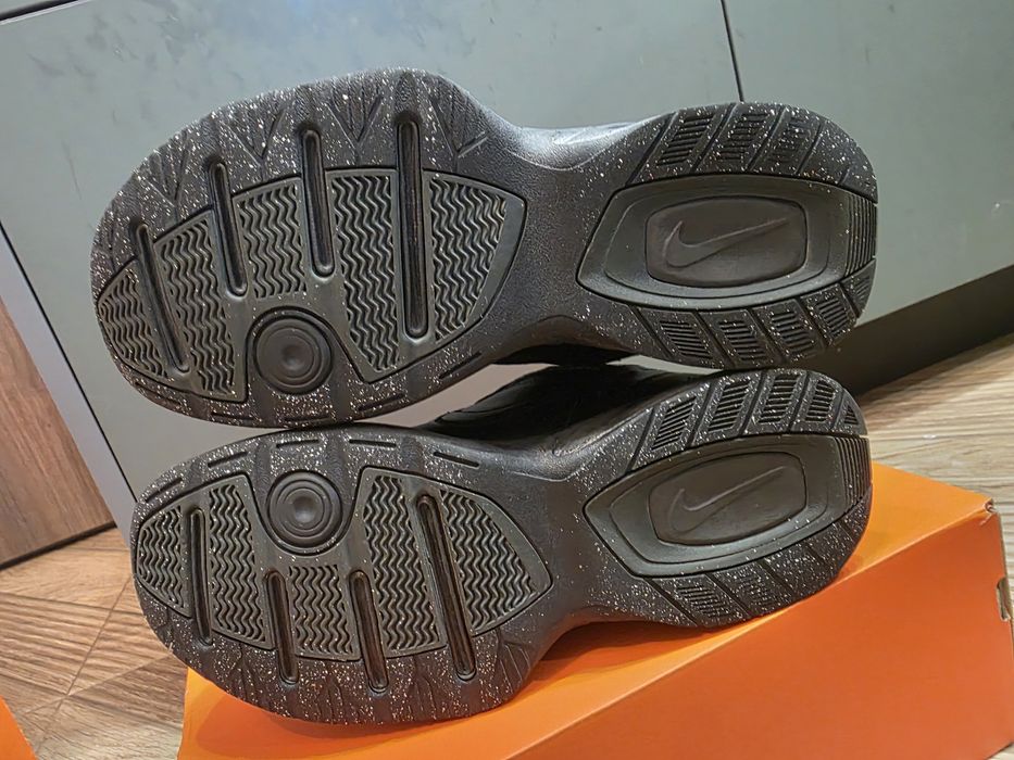 Мъжки маратонки  NIKE AIR MONARCH - Резервирани!