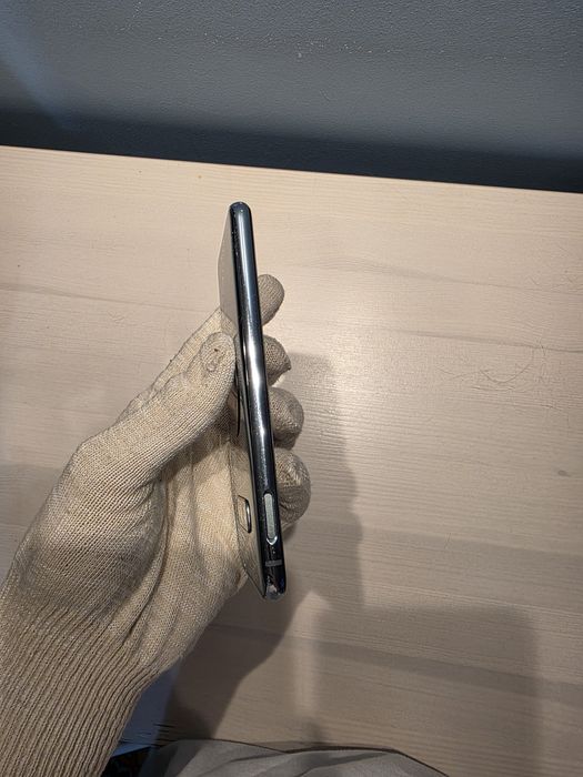 Samsung S10e рабочий