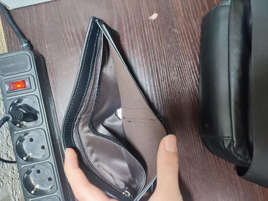 Срочно кошелек бумажник  dunbollu